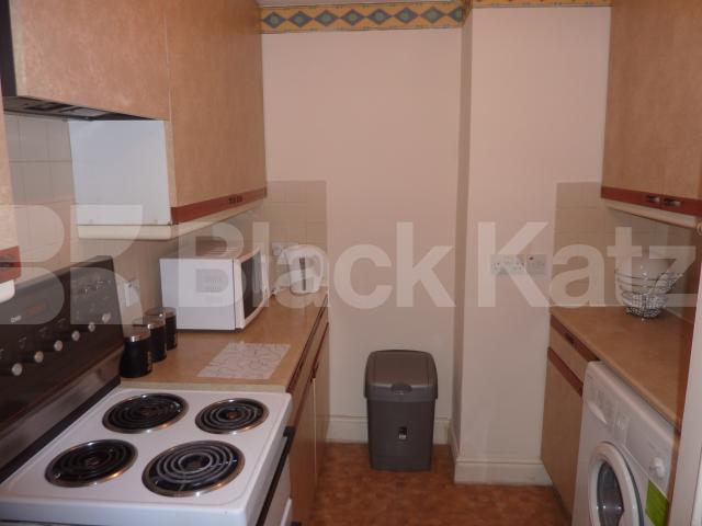 			NEW INSTRUCTION & NEAR REGENTS PARK!, 1 Bedroom, 1 bath, 1 reception Flat			 Nottingham Place, BAKER STREET 